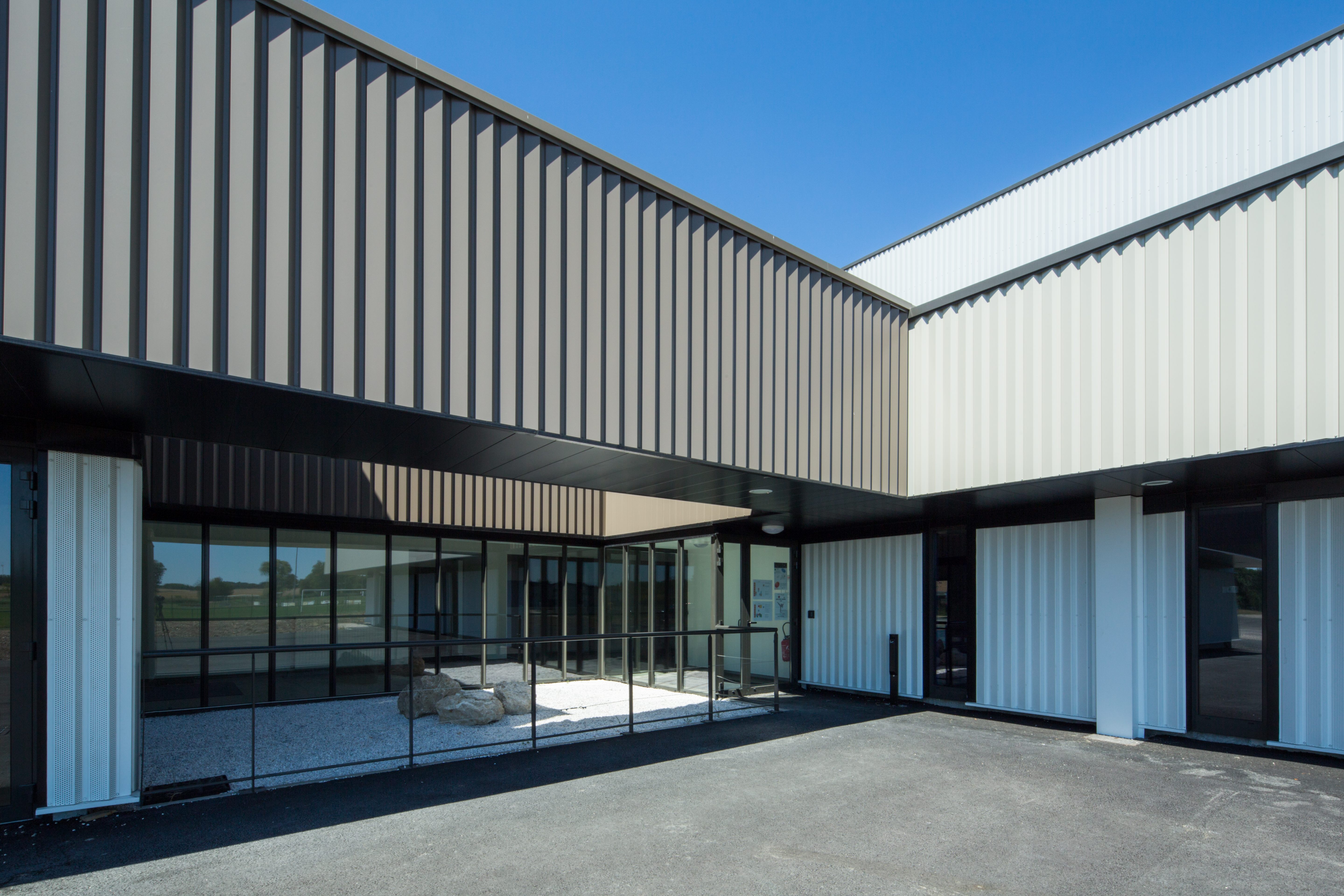 Salle multisports - image 3
