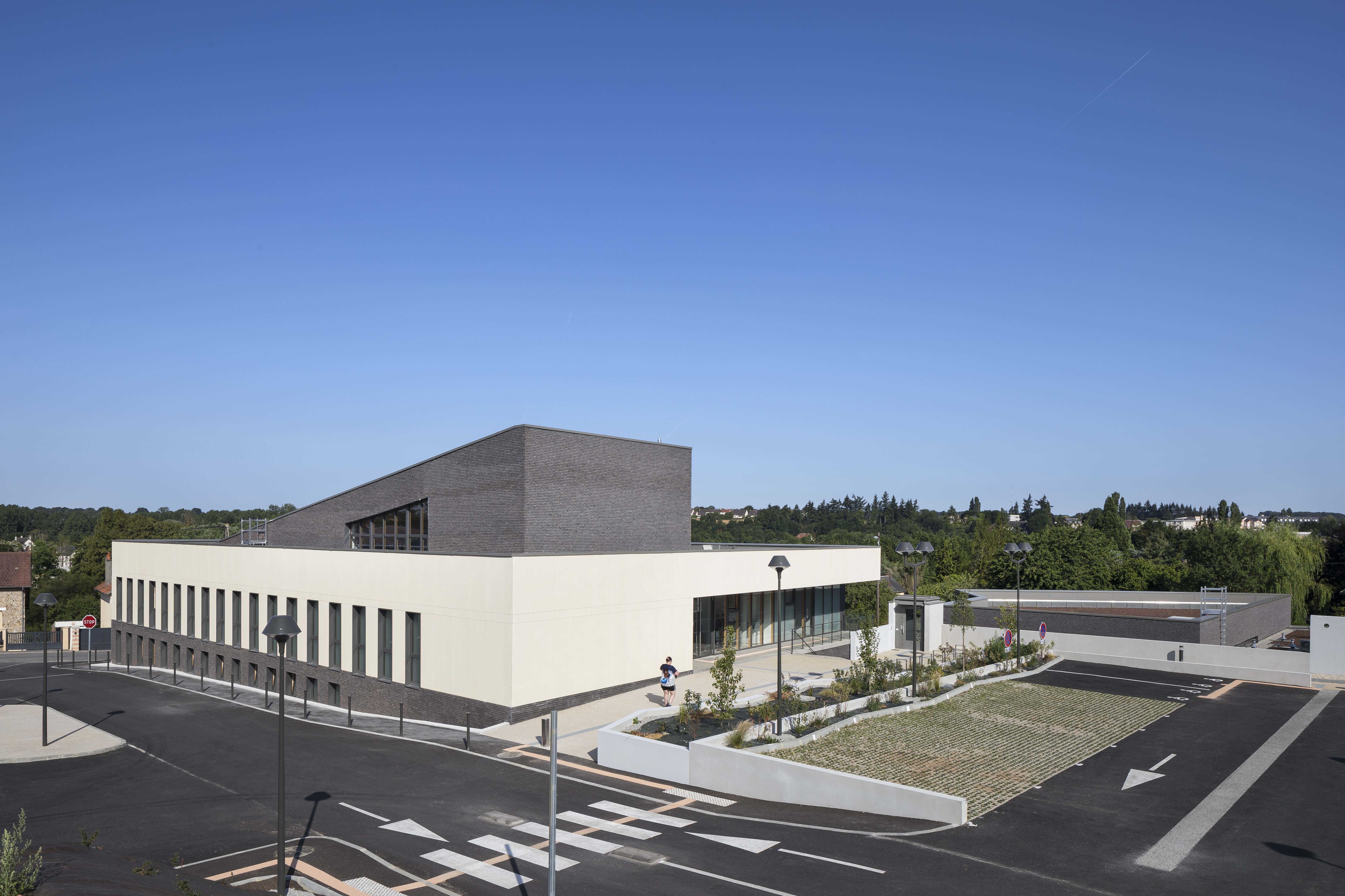 Réalisation d’une maison de services et de santé - image 1
